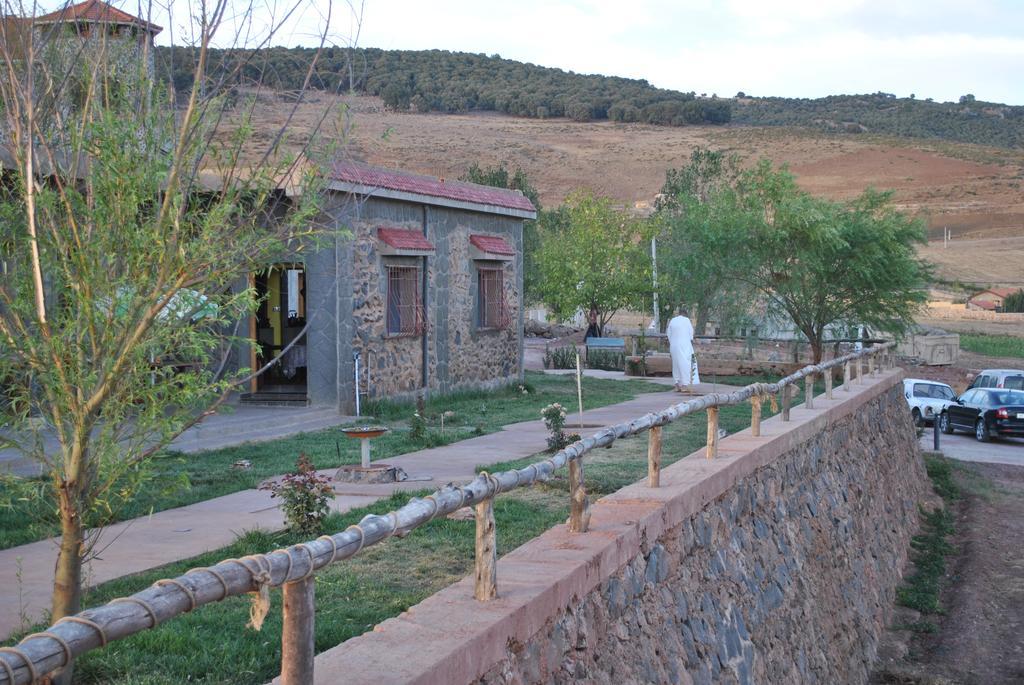 Tamanoucht Hotel Ifrane  Exterior foto